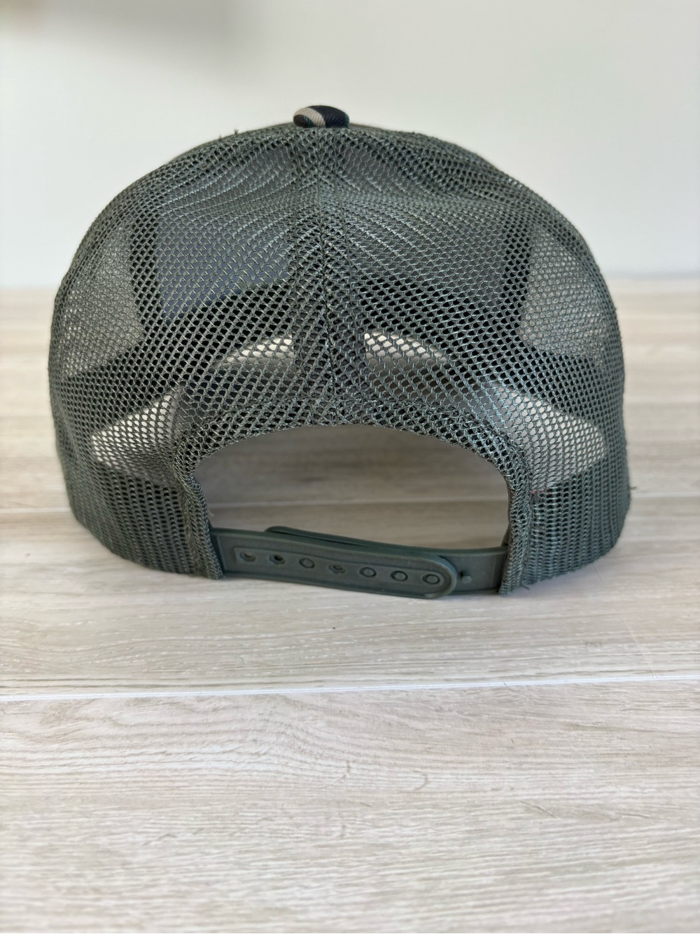 KBETHOS Olive Green Mesh Trucker Hat Adjustable Like New Snapback Americana Chic - Picture 2 of 6